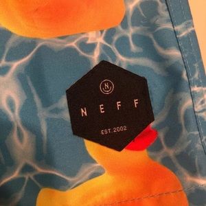 Neff youth medium 10/12 NWT
